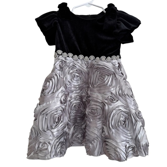 Rare Editions Silver Black Dress Velour Top Embellished Toddler Girls Size 2T - Picture 1 of 7